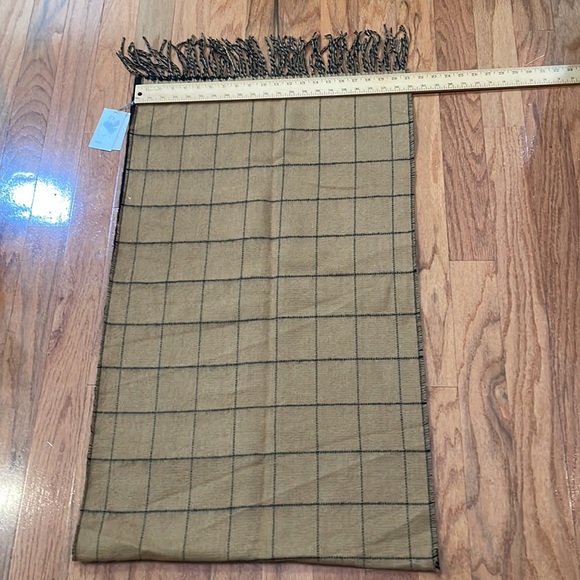 Shawl Wrap Drape NWT Orange Ebony Color with Fringe - Picture 3 of 10